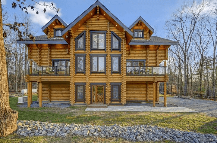 True Mountain Log Home